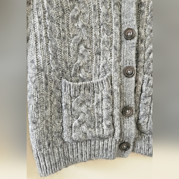Abercrombie & Fitch Y2K Alpaca Wool Blend Gray Cableknit Cardigan Sweater VTG - Picture 5 of 11